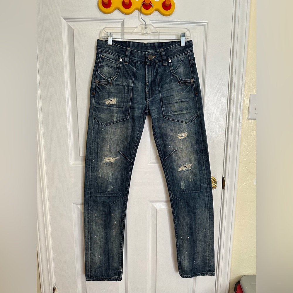 Stylish Slim Fit Distressed Jeans in Dark Blue